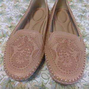Women's Gel Sole Comfort Flats, never worn. Size 8 or EU 39 Dark Rose Tan